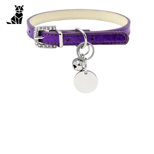 Collier de chien violet avec breloque argentée sur Collier de chat en cuir personnalisé par Animal Lovers